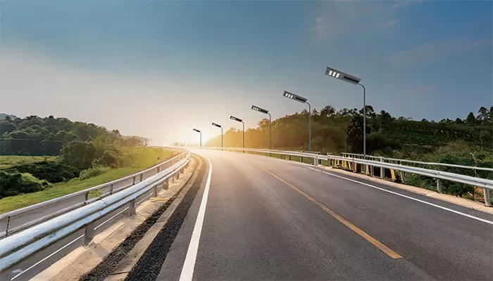 Luces solares LED todo en uno para calles: ahorro de energía y beneficios ecológicos
