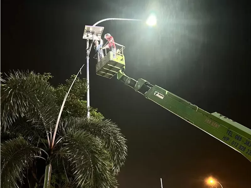 Diseñado para la resistencia: La fiabilidad inigualable de las farolas solares para exteriores