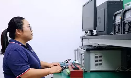 Pantalla de fábrica
